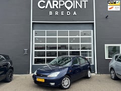 Ford Focus - 1.6-16V Ghia, AIRCO, APK , RIJD ZEER GOED