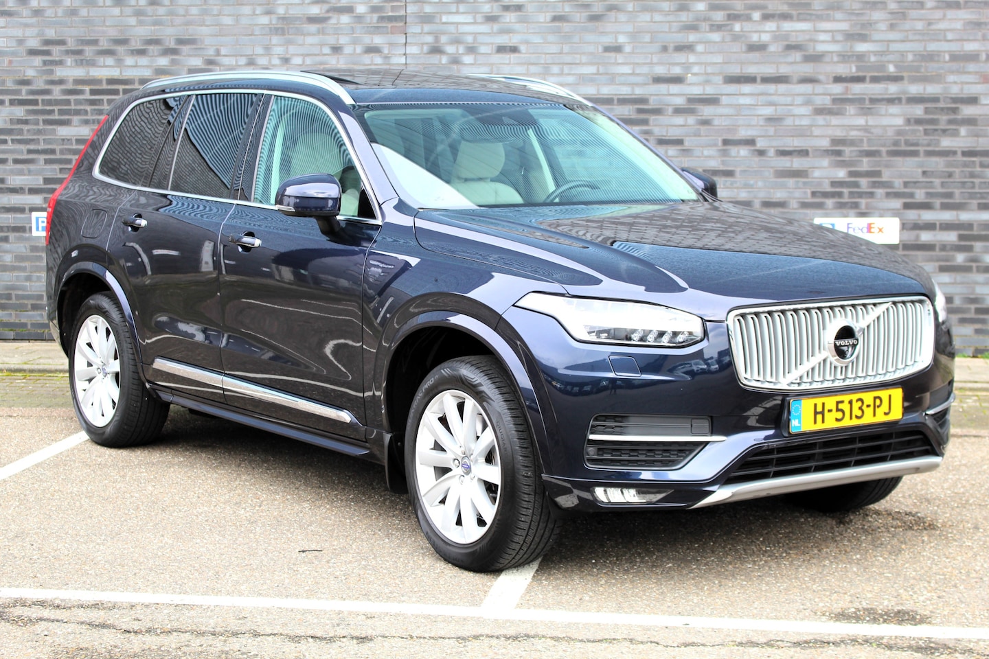Volvo XC90 - 2.0 T5 AWD Inscription I FULL OPTION MET TREKHAAK I - AutoWereld.nl