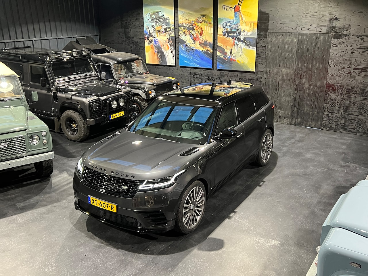 Land Rover Range Rover Velar - 3.0 V6 SC AWD R-Dynamic HSE HUD pano 22” trekhaak - AutoWereld.nl