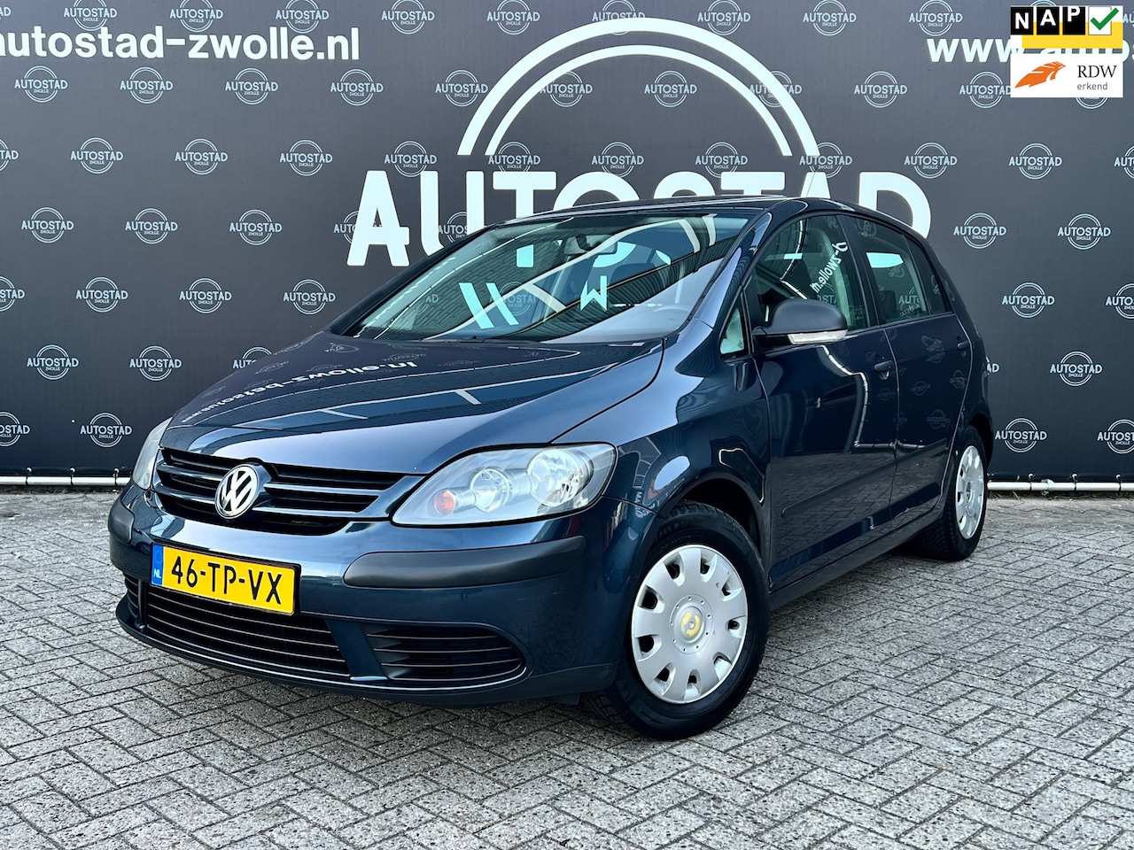 Volkswagen Golf Plus - 1.6 Trendline NL-Auto/1ste Eigenaar/NAP/APK/Airco/Trekhaak - AutoWereld.nl