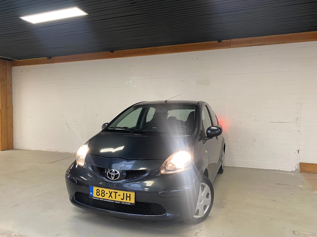 Toyota Aygo - 1.0-12V + Nwe Apk 5drs Cvergrendeling - AutoWereld.nl