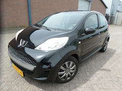 Peugeot 107 - 1.0-12V XS