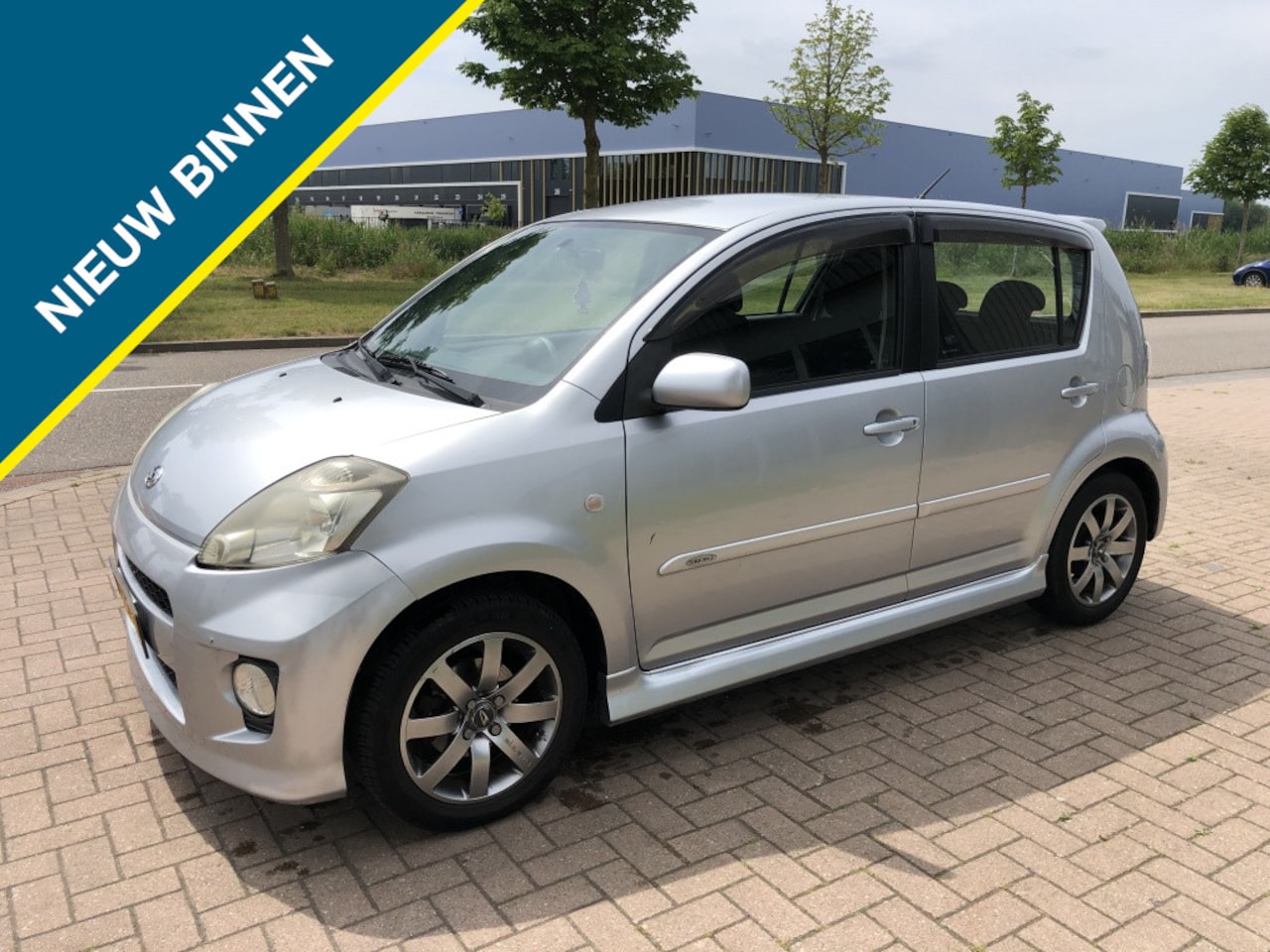 Daihatsu Sirion 2 - 1.3-16V Comfort 1.3-16V Comfort - AutoWereld.nl