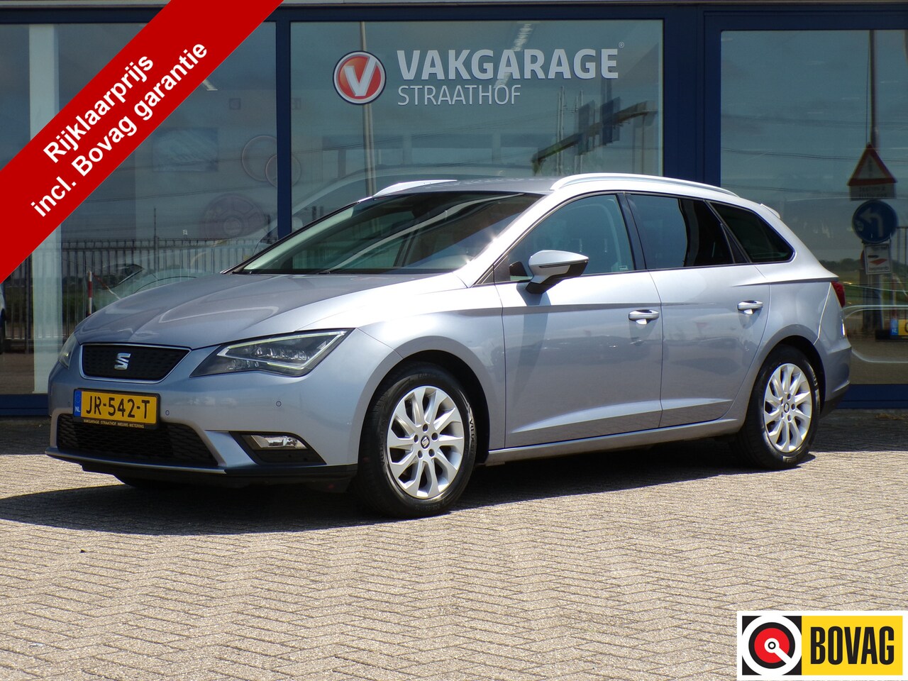 Seat Leon ST - 1.0 EcoTSI Style Connect, Trekhaak / LED / Camera + Sensoren / Carplay + Android Auto / Cl - AutoWereld.nl