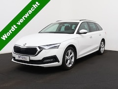 Skoda Octavia Combi - 1.4 TSI iV PHEV Sportline Business Bj 2022 Panoramadak, Navi, 18inch, Cruise