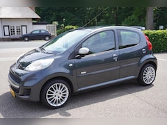 Peugeot 107 - 1.0-12V Millesim 200 5Drs Automaat