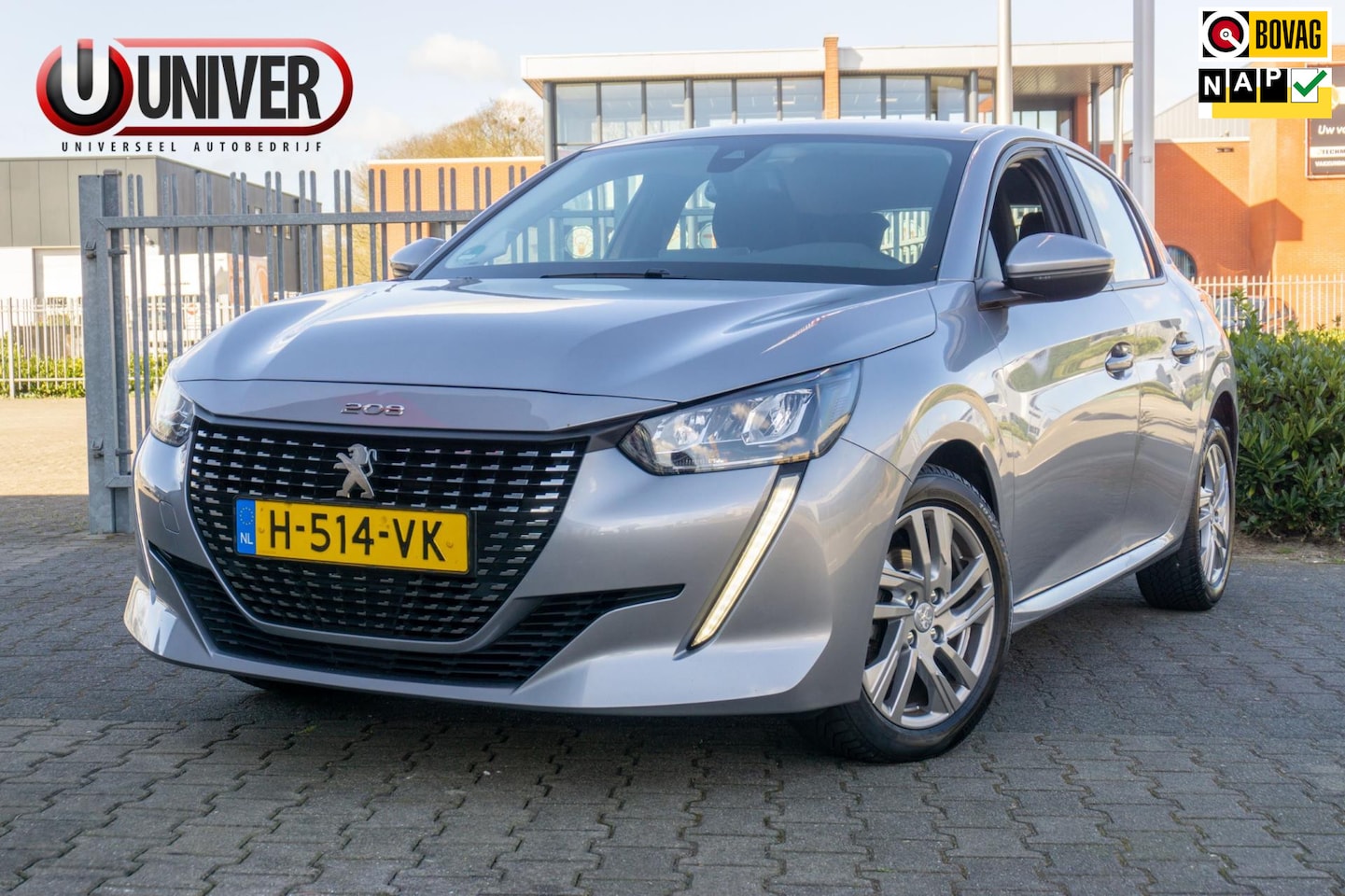 Peugeot 208 - 1.2 PureTech Blue Lease Active LED/CAMERA/NAVI/CRUISE - AutoWereld.nl