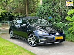 Volkswagen Golf - 1.4 TSI GTE | Pano + Navi + Goed onderhouden