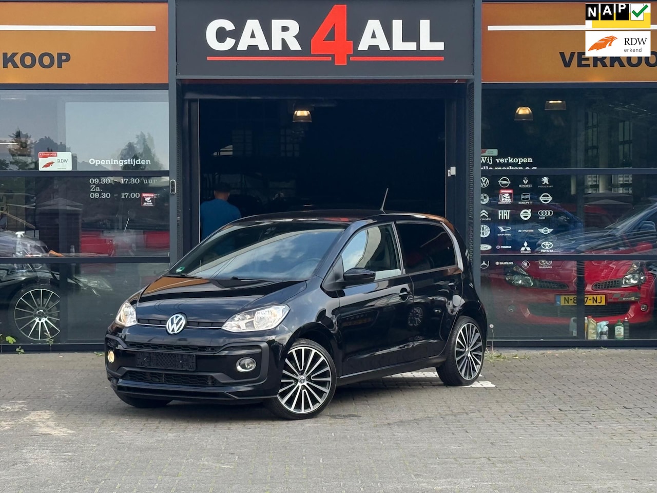 Volkswagen Up! - 1.0 TSI BMT high up! CRUISE/PDC/AIRCO/STLVRM/VOL OPTIE - AutoWereld.nl