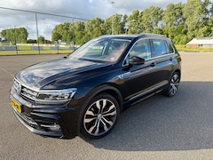 Volkswagen Tiguan - 1.4 TSI 4Motion Highline Business R | Bomvol (!)