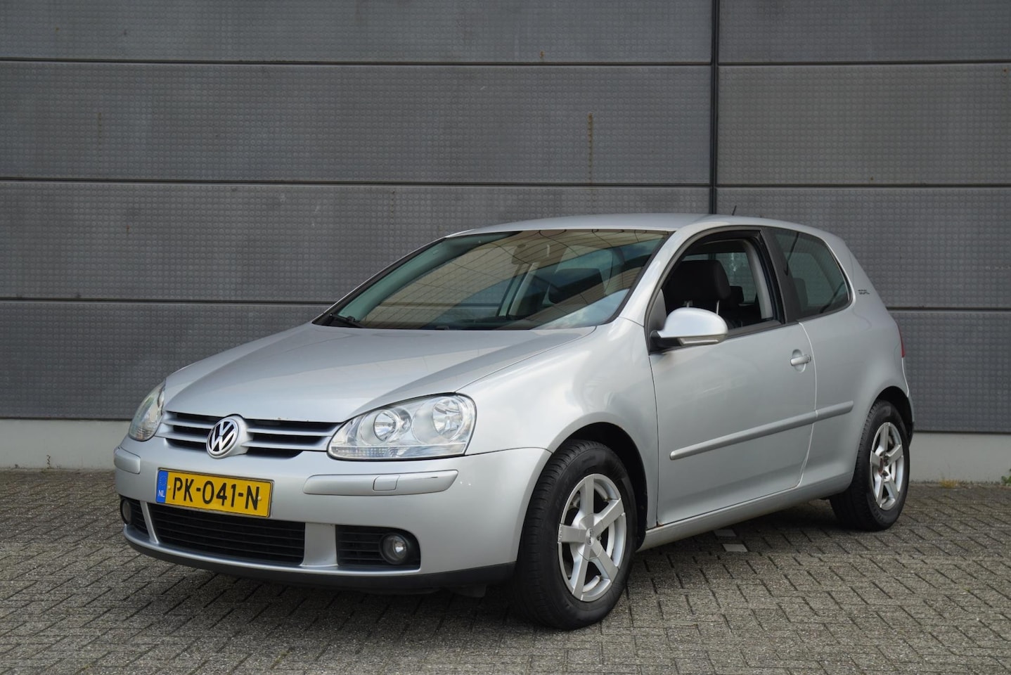 Volkswagen Golf - 1.4 GOAL NAVI AIRCO STOELVERW. PARK. SENSOREN - AutoWereld.nl