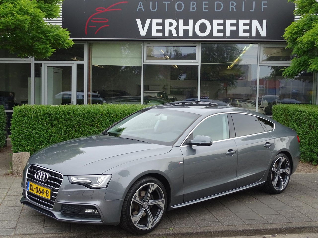 Audi A5 Sportback - 1.8 TFSI Adrenalin - AUTOMAAT - PANORAMA - NAP - S-LINE - PARK SENS V+A ! - AutoWereld.nl