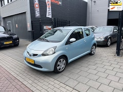 Toyota Aygo - 1.0-12V + Stuurbekrachtiging NAP APK