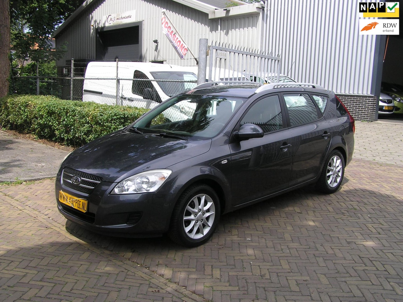 Kia Cee'd Sporty Wagon - 1.4 CVVT X-tra nap pas airco nieuwe apk - AutoWereld.nl