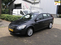 Kia Cee'd Sporty Wagon - 1.4 CVVT X-tra nap pas airco nieuwe apk