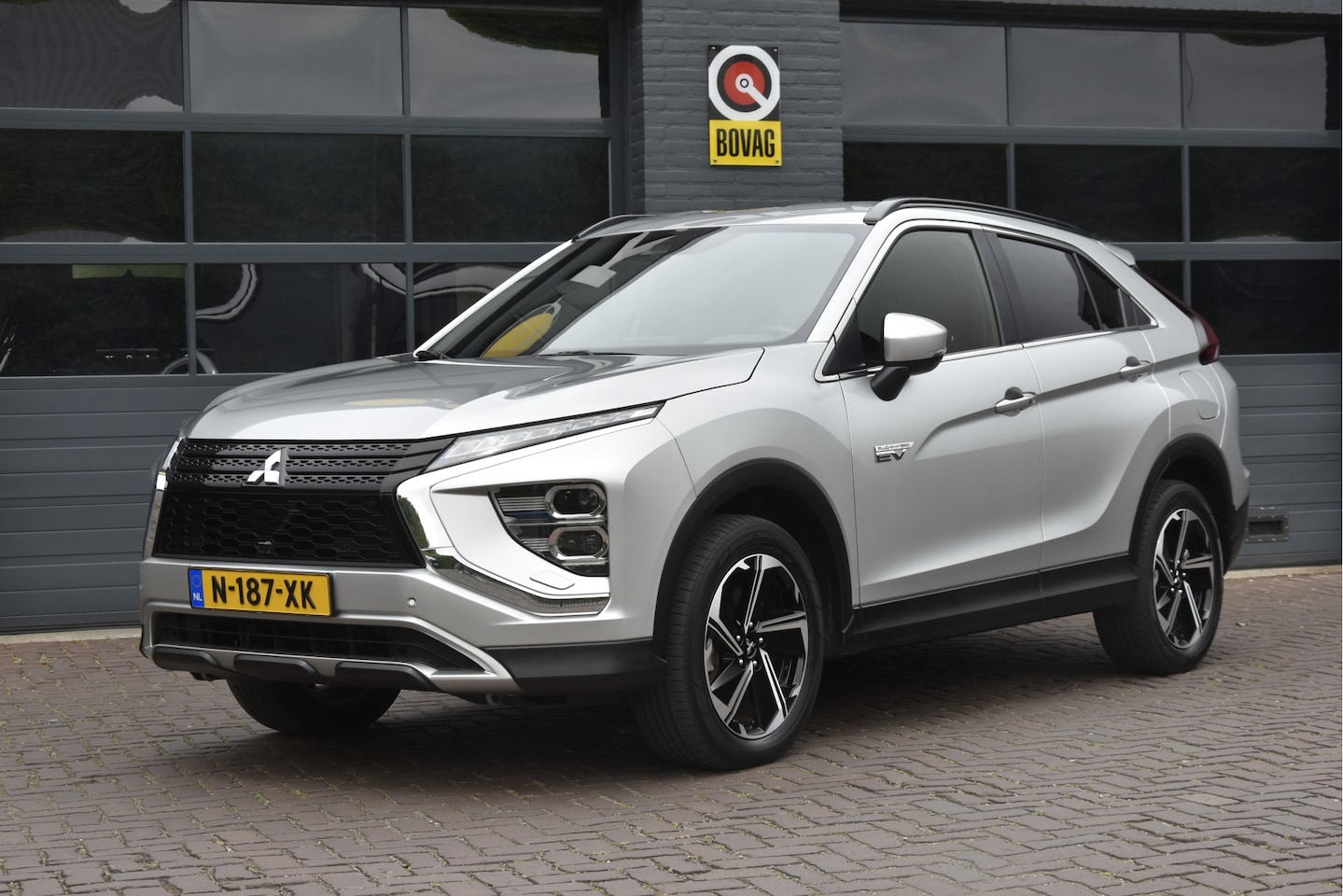 Mitsubishi Eclipse Cross - 2.4 PHEV Intense+ 2.4 PHEV Intense+ - AutoWereld.nl