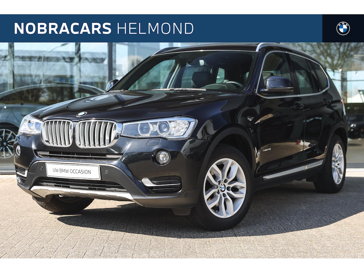 BMW X3 - sDrive20i High Executive xLine Automaat / Panoramadak / Trekhaak / Sportstoelen / Navigati - AutoWereld.nl