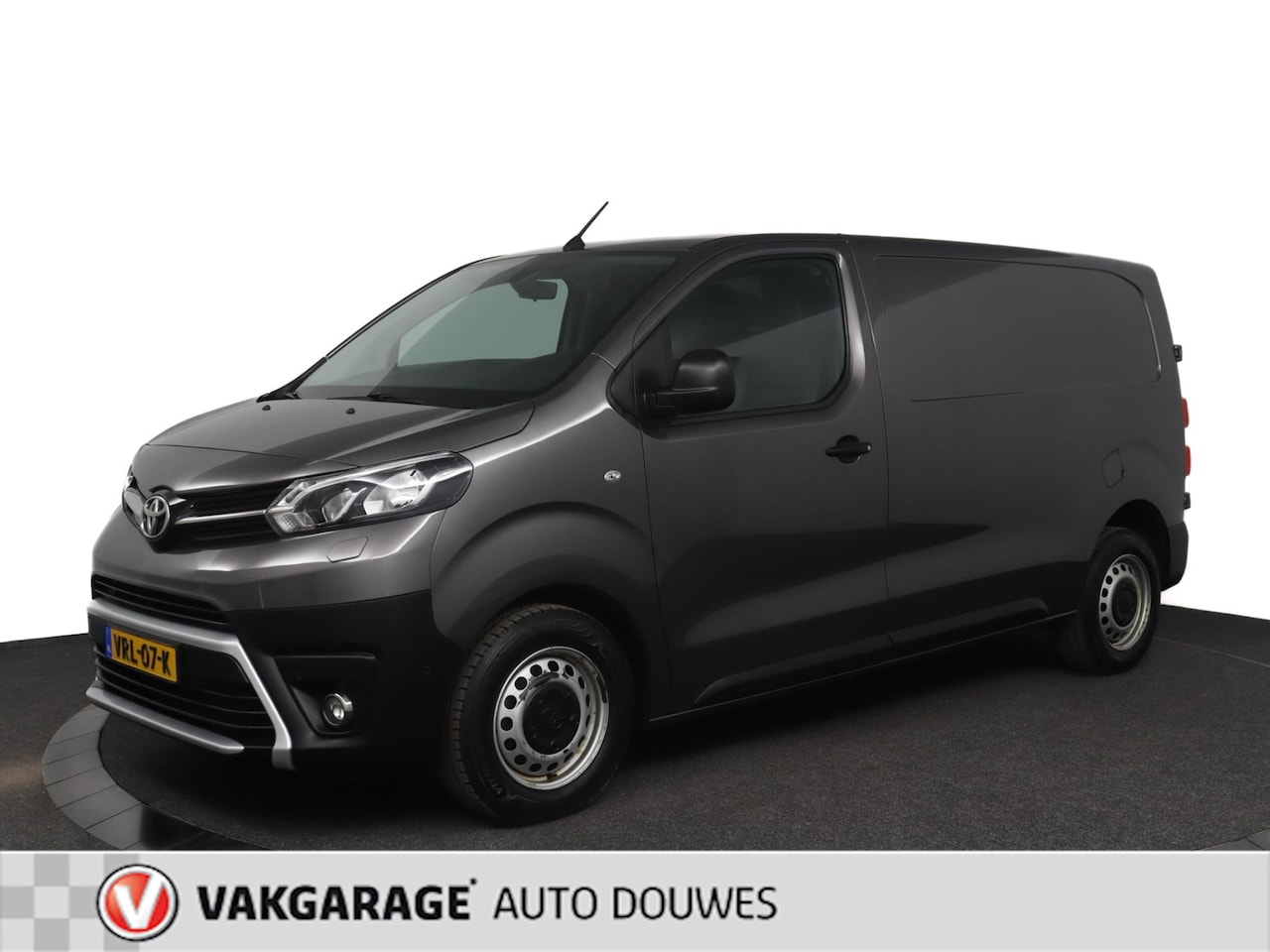Toyota ProAce Worker - 2.0 D-4D Navigator | Parkeercamera + Sensoren | Cruise | Trekhaak | Carplay | Dode hoek de - AutoWereld.nl