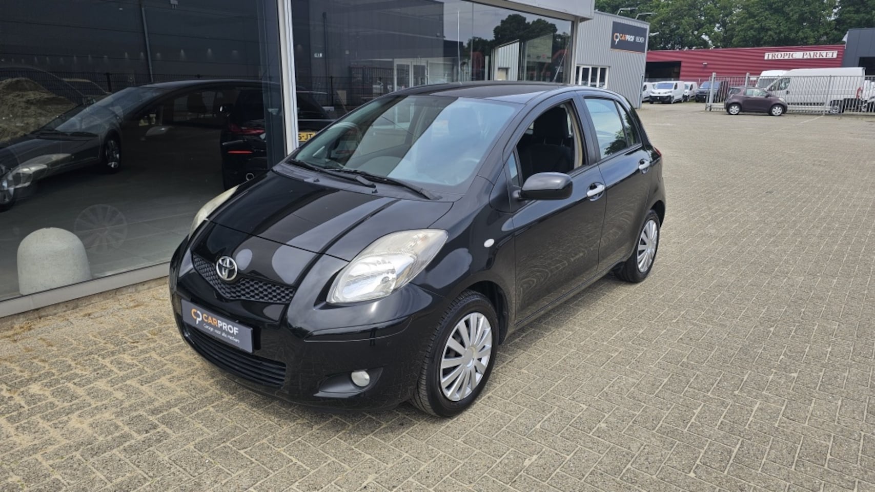 Toyota Yaris - 1.3 Aspiration NLauto | dealeronderhouden - AutoWereld.nl