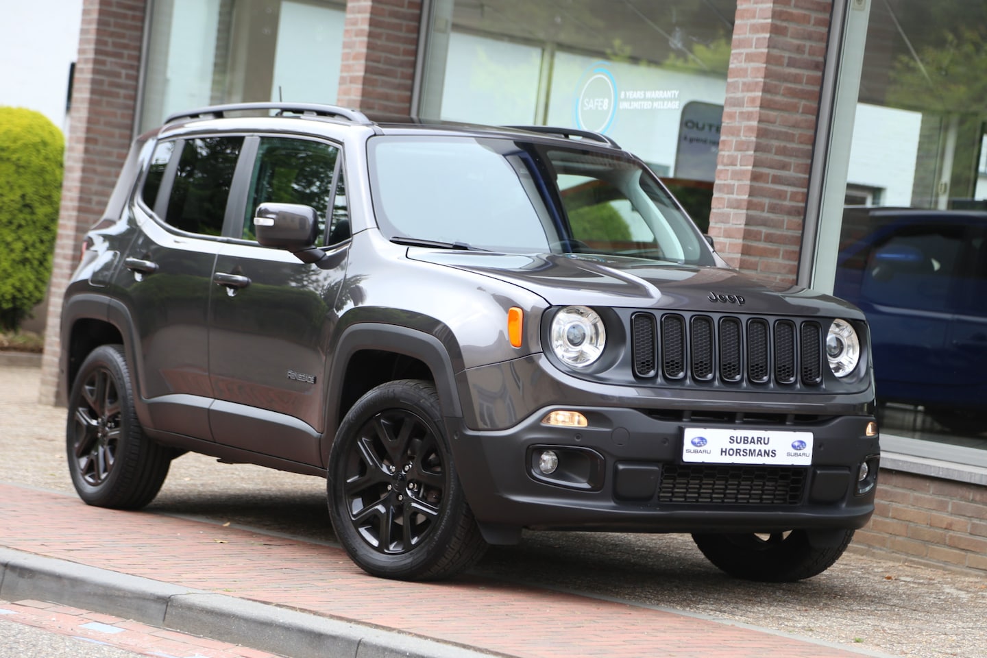 Jeep Renegade - 1.4Turbo Limited 4WD 170pk Automaat Schuifdak Camera Leer Navi - AutoWereld.nl