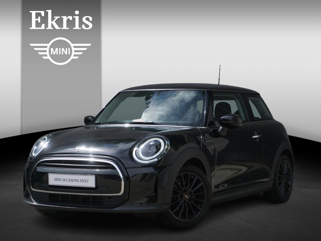 MINI Cooper - 3-deurs C Automaat | Essential Uitvoering | Premium Go Pakket | Park Distance Control acht - AutoWereld.nl