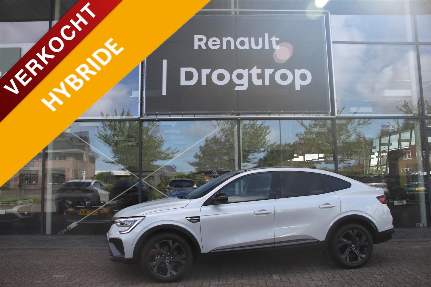 Renault Arkana - 145PK-FULL HYBRID-RS LINE-41DKM-NAVI-CAMERA- - AutoWereld.nl