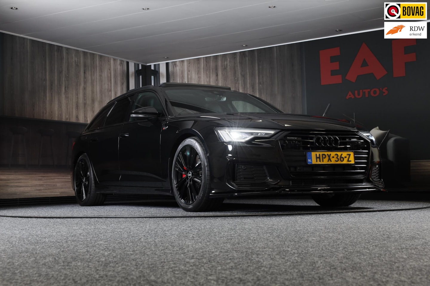Audi A6 Avant - 55 TFSI e Quattro S6 Look / Head Up / Memory / Leder / Elek Stoelen / Acc / F1 / Lane Assi - AutoWereld.nl