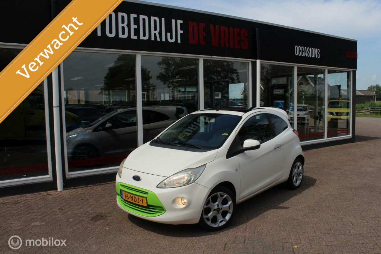Ford Ka - 1.2 Titanium X Pano/Clima/Spoiler/16Inch/Winterpakket - AutoWereld.nl