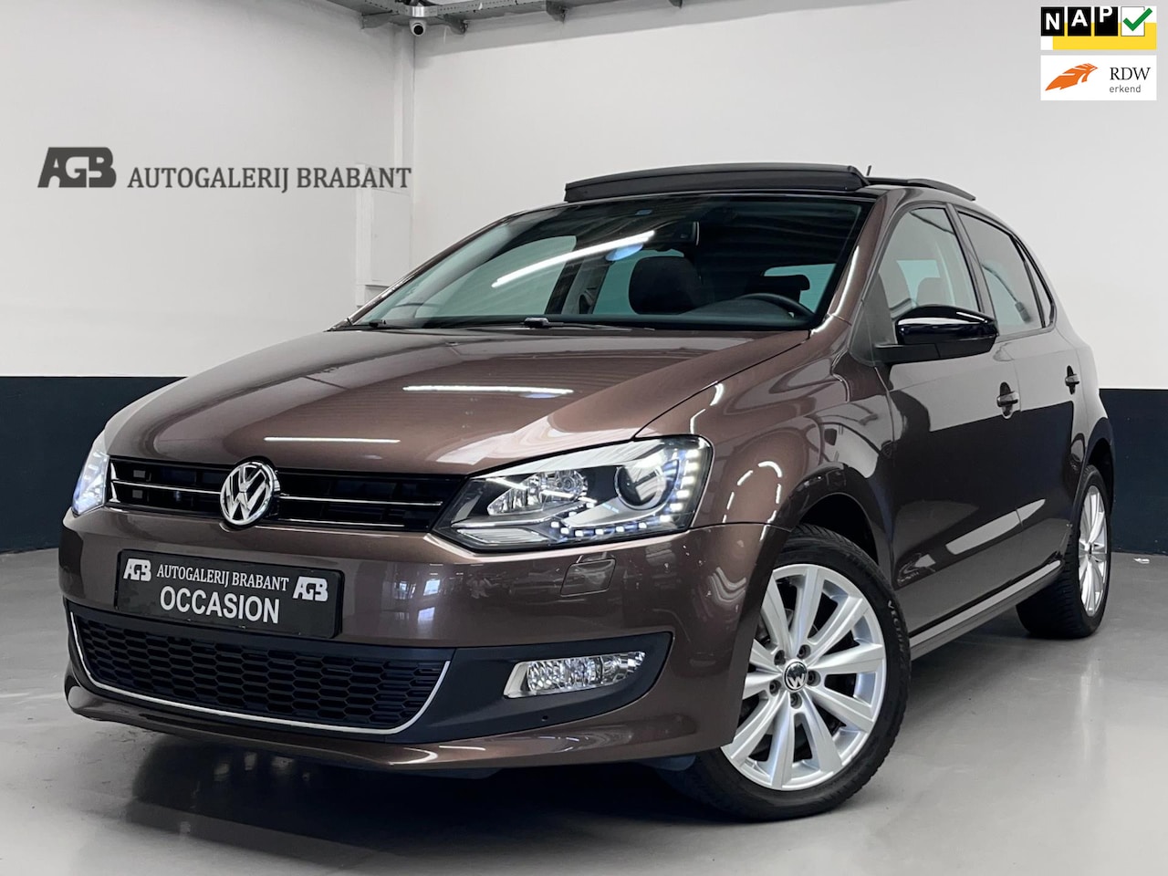 Volkswagen Polo - 1.2 TSI Highline Pano/Stoelverwarming/Cruise - AutoWereld.nl