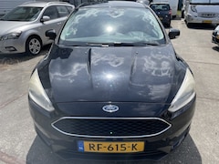 Ford Focus Wagon - 1.5 TDCI Trend Edition 17 inc velgen clima Navi fullmap facelift en gratis zet winter band
