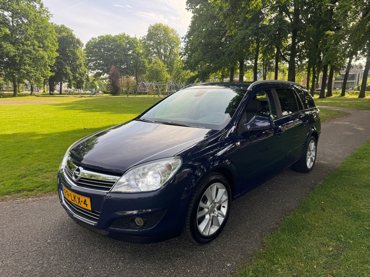 Opel Astra Wagon - 1.6 Cosmo Nette auto Apk 03-2026 - AutoWereld.nl
