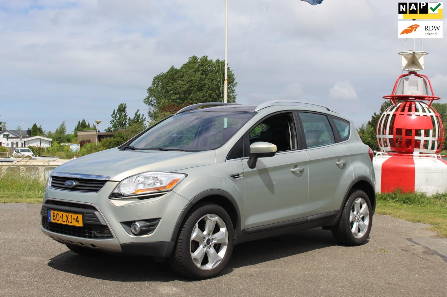 Ford Kuga - 2.5 20V Titanium *1e EIG ! *Pano *Leer *Navi *Trekhaak - AutoWereld.nl