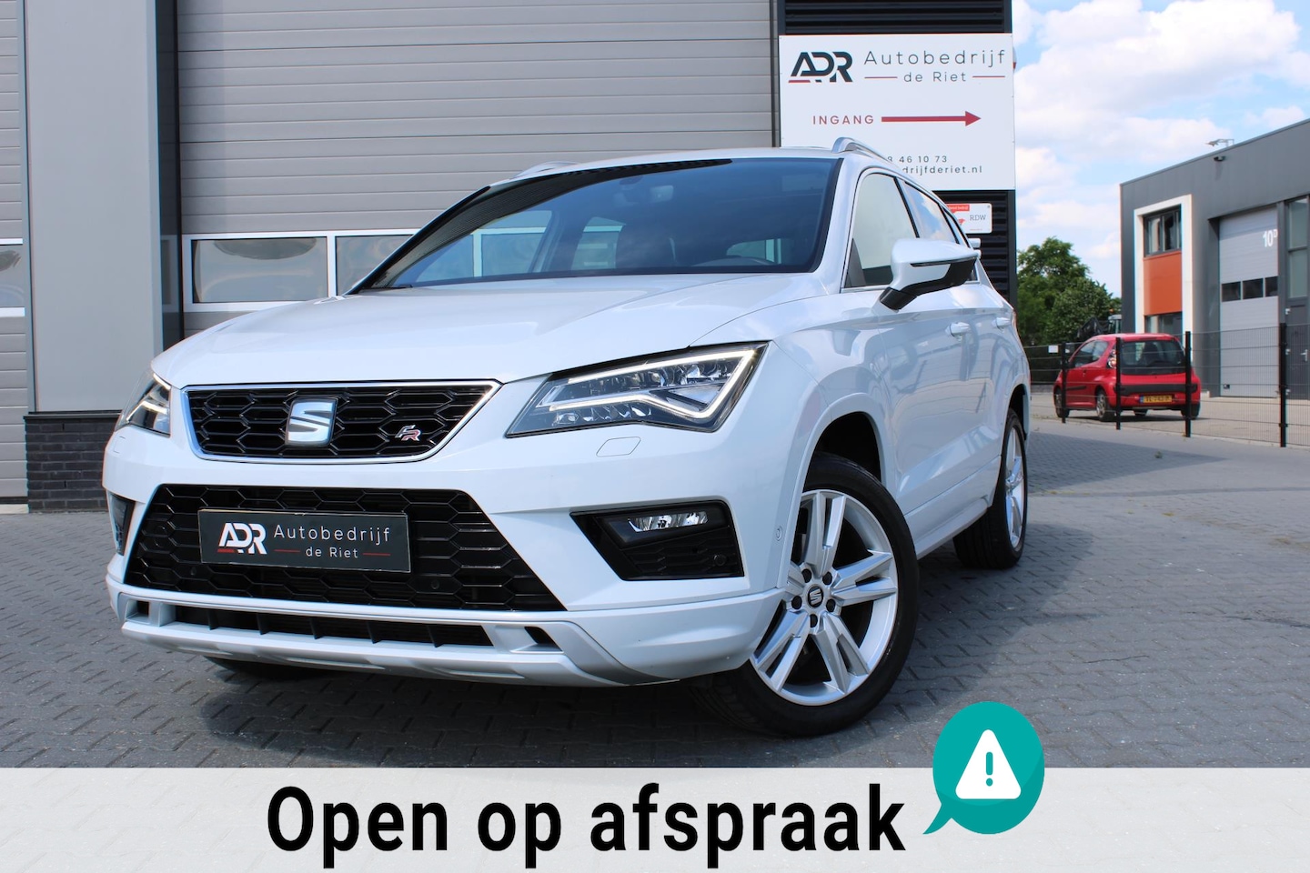 Seat Ateca - 1.5 TSI FR Business/PANO/LEDER/CAMERA/ACC/LED/BOM VOLL - AutoWereld.nl