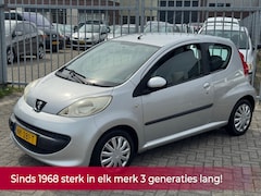 Peugeot 107 - 1.0-12V XR Airco l Elek pakket l Toerenteller l Stuurbekrachtiging l AUX GOED ONDERHOUDEN