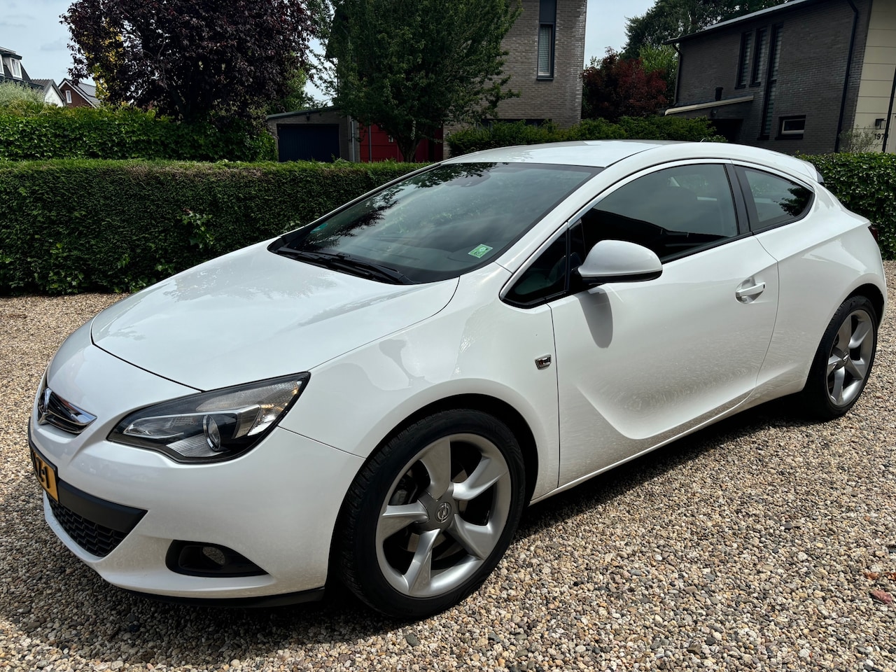 Opel Astra GTC - 1.4 Turbo Sport 1.4 Turbo Sport - AutoWereld.nl