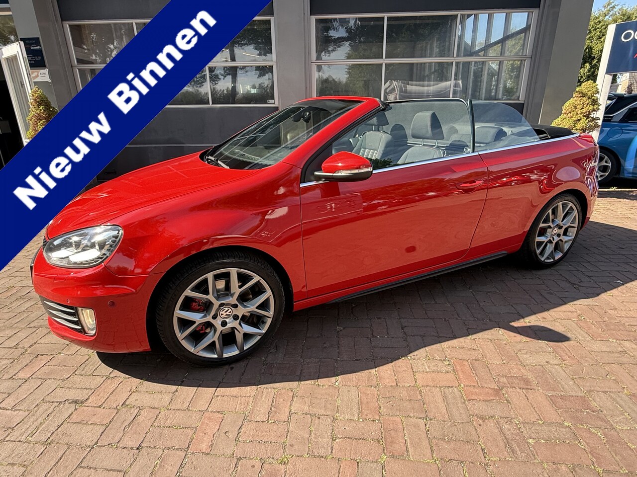 Volkswagen Golf Cabriolet - 2.0 TSI GTI Bj 2015 Km 211Pk Windscherm, Trekhaak,18Inch,Navi,Cv dealer onderhouden - AutoWereld.nl