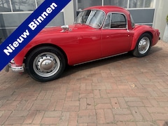 MG A 1600 - COUPE Bj 1961 MK II FULLY RESTORED SCHIJFREMMEN - CHROMEN WIELEN - WISSELSTROOM