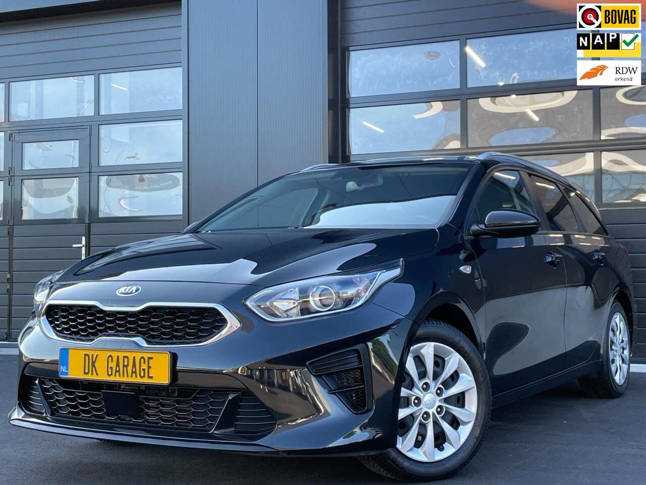 Kia Cee'd Sportswagon - Ceed 1.0 T- GDi DynamicLine| TREKHAAK| CARPLAY| STOEL- STUURVERW.| CAMERA| CLIMA| CRUISE| - AutoWereld.nl