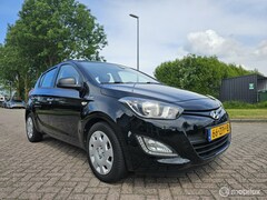 Hyundai i20 - 1.2i Business Edition Eerste Eigenaar