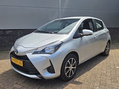 Toyota Yaris - 1.0 VVT-i Connect, Apple carplay & Android auto
