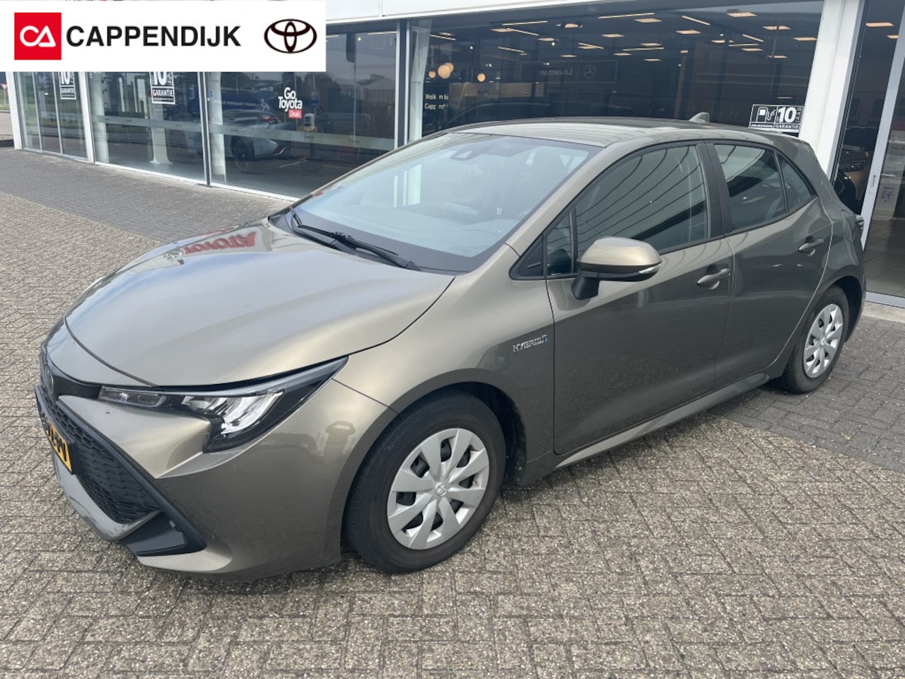 Toyota Corolla - 1.8 Hybrid Comfort 1.8 Hybrid Comfort - AutoWereld.nl
