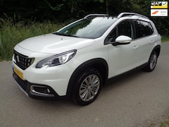 Peugeot 2008 - 1.2 PureTech Allure Panodak Apple carplay