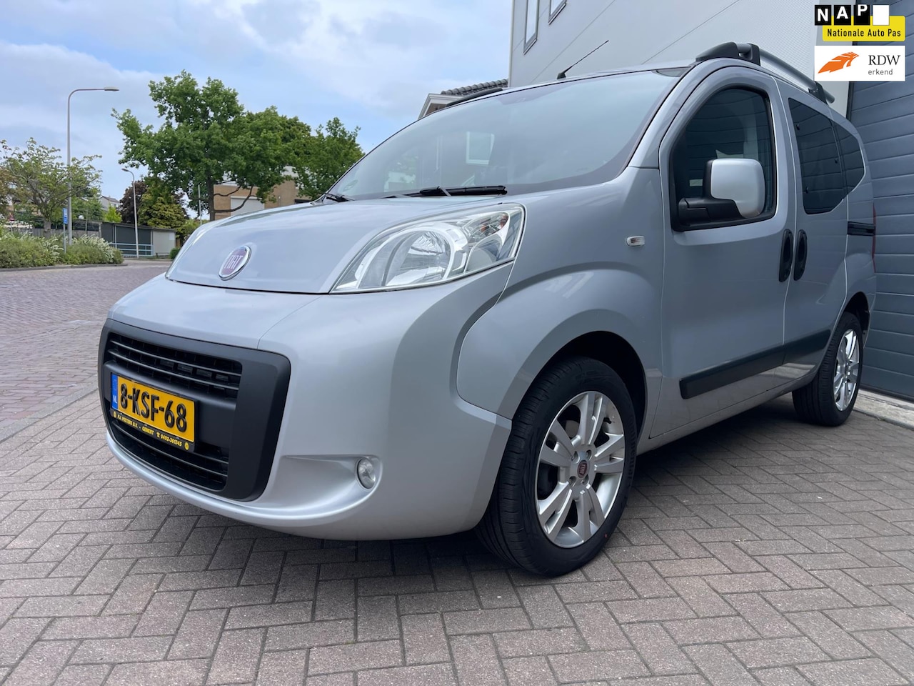 Fiat Qubo - 1.4 Dynamic/Navi/Airco/AUX/PDC/Goed-onderhouden/Mooie auto - AutoWereld.nl