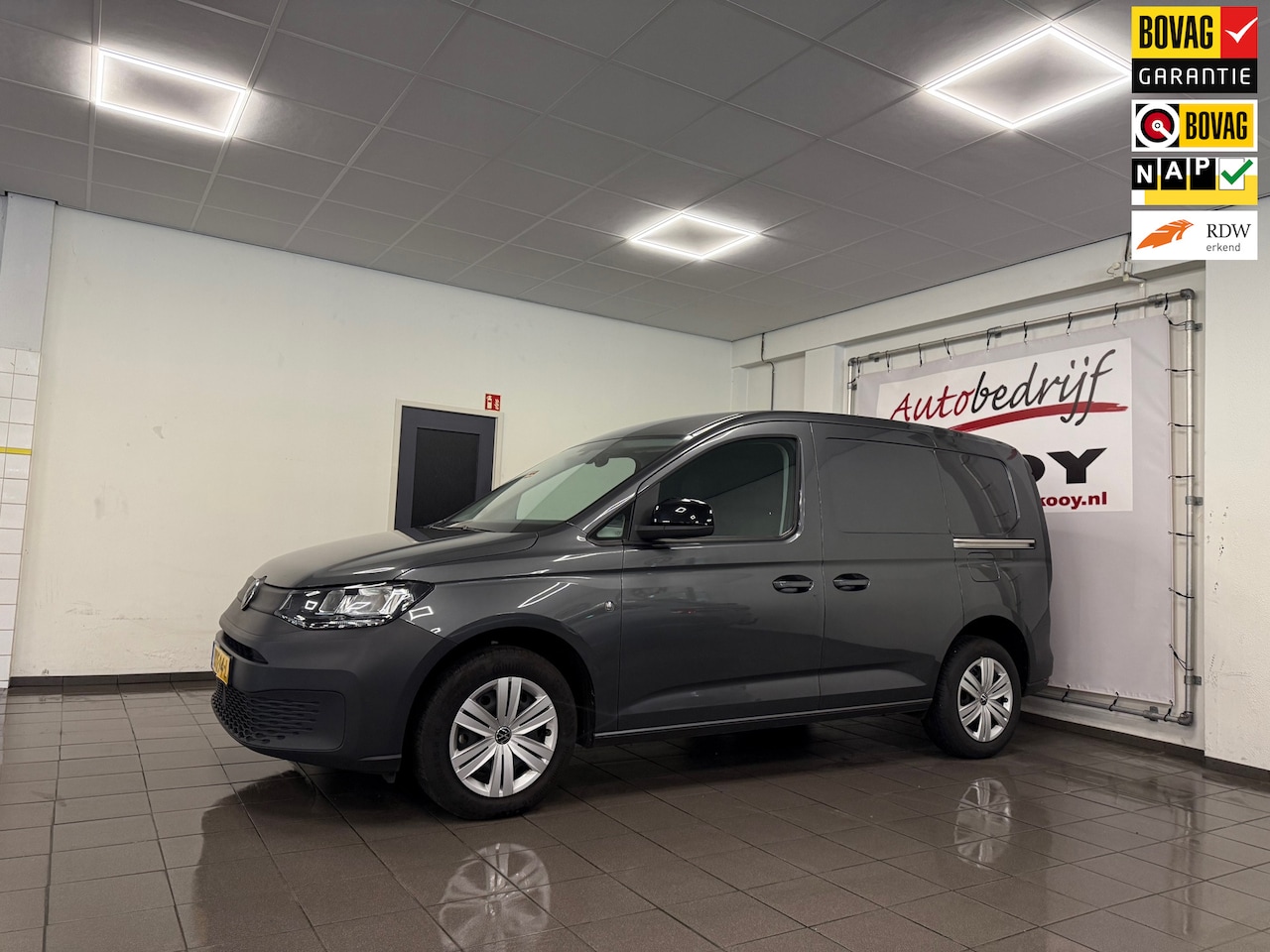 Volkswagen Caddy Cargo - 2.0 TDI Comfort * Automaat / Dubbele schuifdeuren / Carplay / NL Auto * - AutoWereld.nl