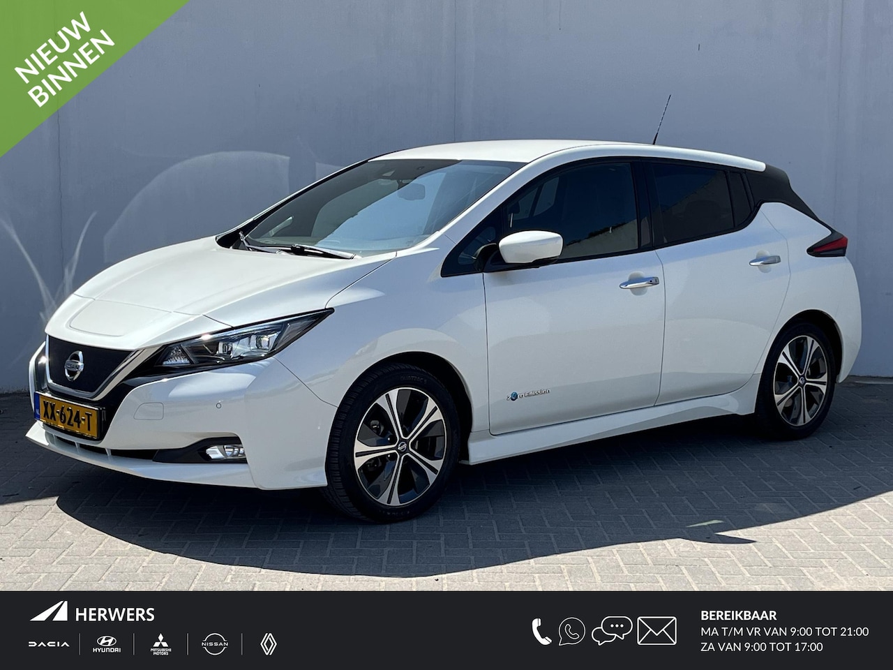 Nissan LEAF - Tekna 40 kWh / Stuur- en Stoelverwarming voor en achter / Adaptieve Cruise Control / Bose - AutoWereld.nl