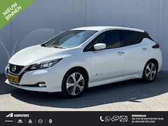 Nissan LEAF - Tekna 40 kWh / Stuur- en Stoelverwarming voor en achter / Adaptieve Cruise Control / Bose