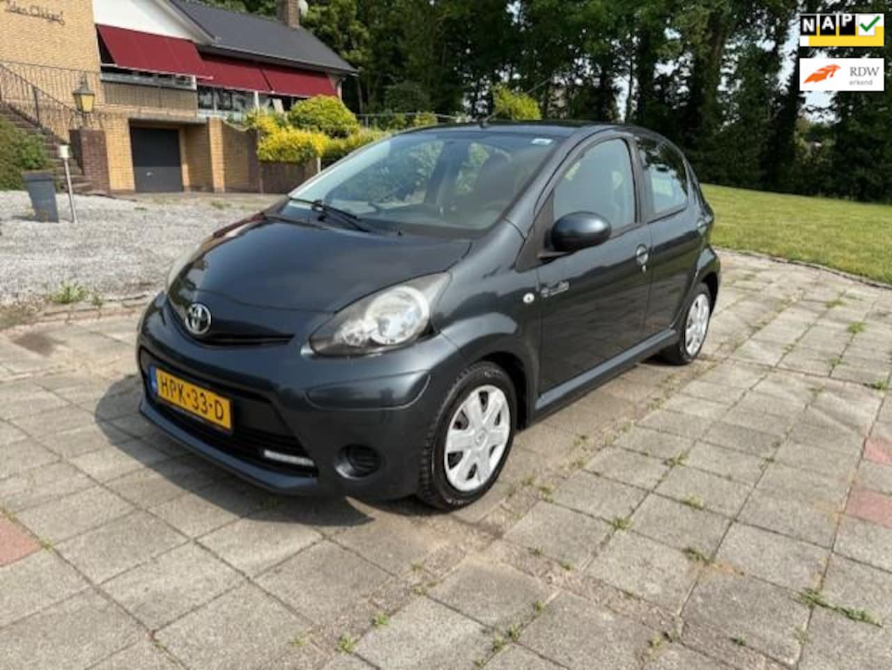 Toyota Aygo - 1.0 VVT-i Comfort APK/NAVI/AIRCO - AutoWereld.nl