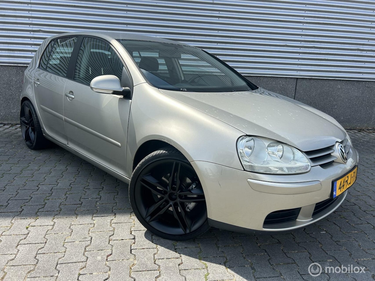 Volkswagen Golf - 2.0 FSI Sportline 2.0 FSI Sportline - AutoWereld.nl