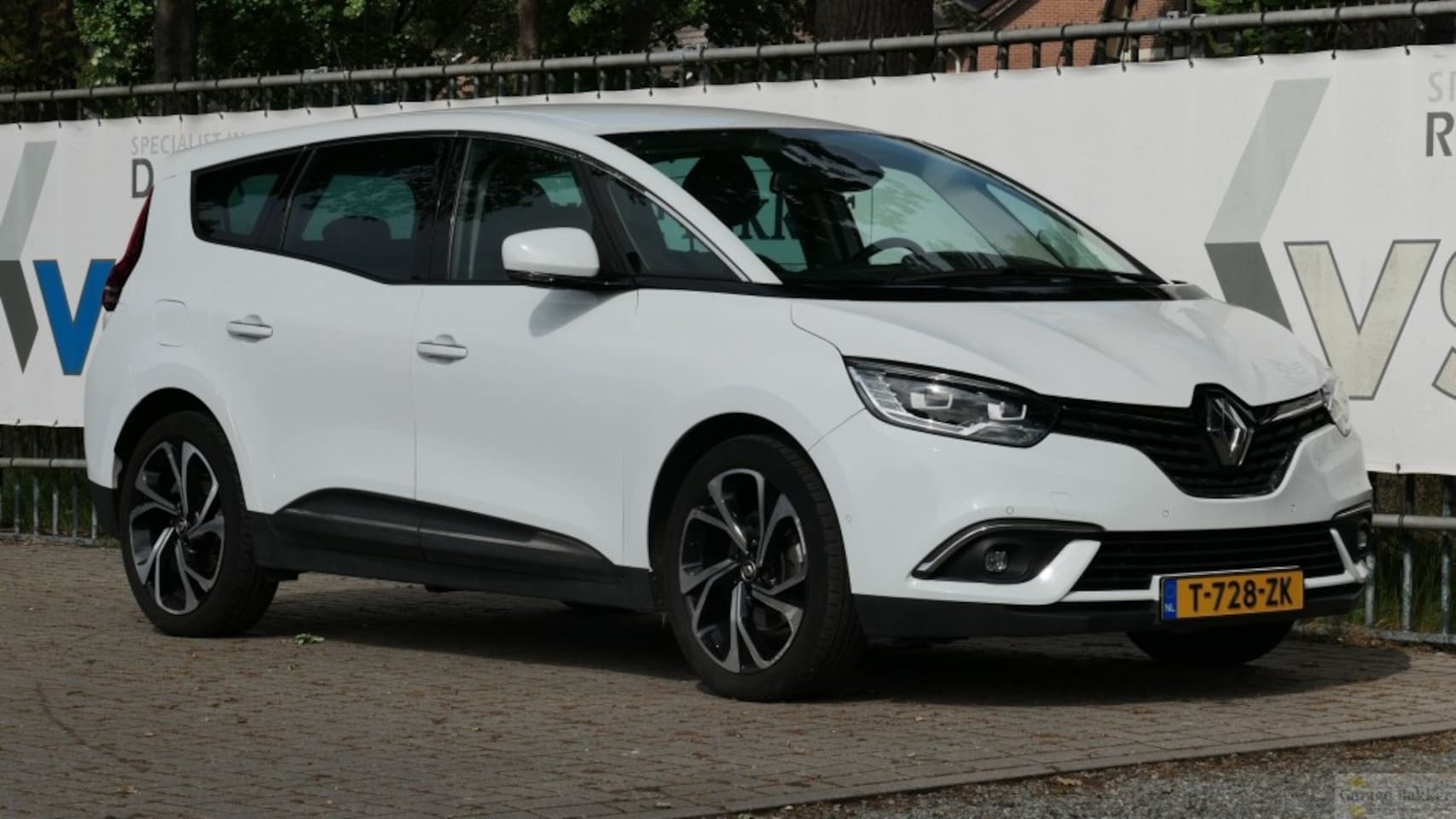 Renault Grand Scénic - TCe 140 EDC Automaat Intens 7pers. - AutoWereld.nl