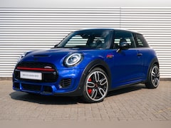MINI John Cooper Works - Hatchback JCW Chili Automaat / Panoramadak / JCW Sportstoelen Active Cruise Control / Acht